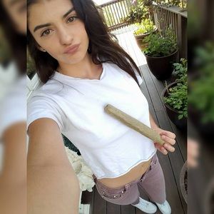 Meet your Posher, Eelizabeth